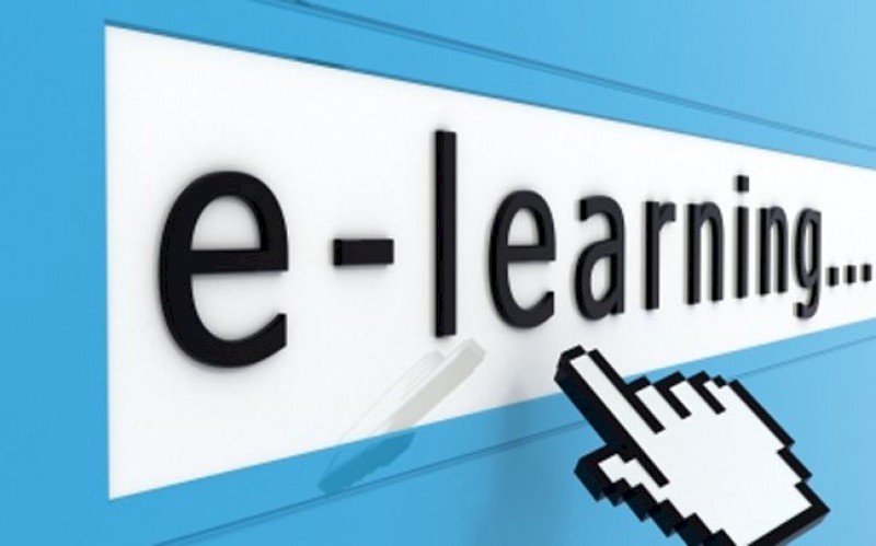 E-Learning του ΕΚΠΑ με μειωμένα δίδακτρα