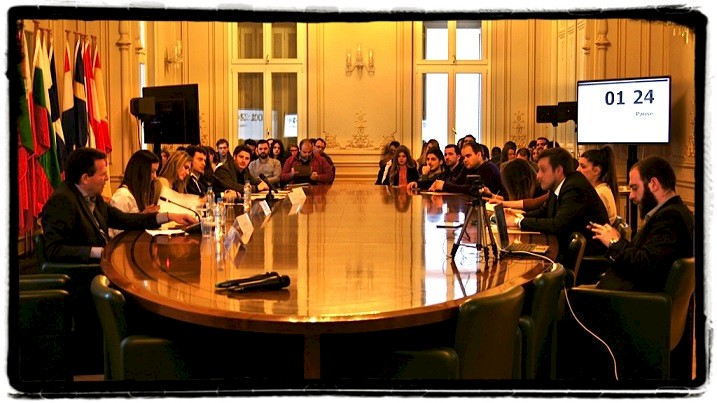 Με μεγάλη επιτυχία πραγματοποιήθηκε το 1ο Κοινωνικό Debate του Ε.ΣΥ.Ν.