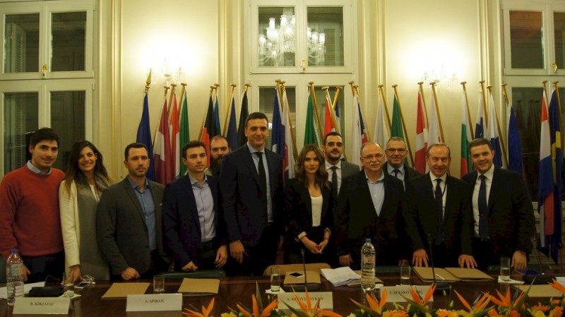 Με τεράστια επιτυχία ολοκληρώθηκε το Debate του Ε.ΣΥ.Ν.