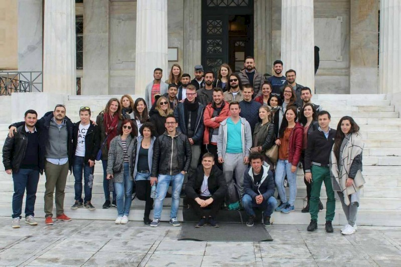 Το Ε.ΣΥ.Ν. "αγκαλιάζει" το Erasmus+